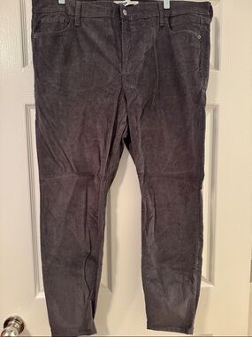 Old Navy Women's Corduroy Pants in Dark Gray